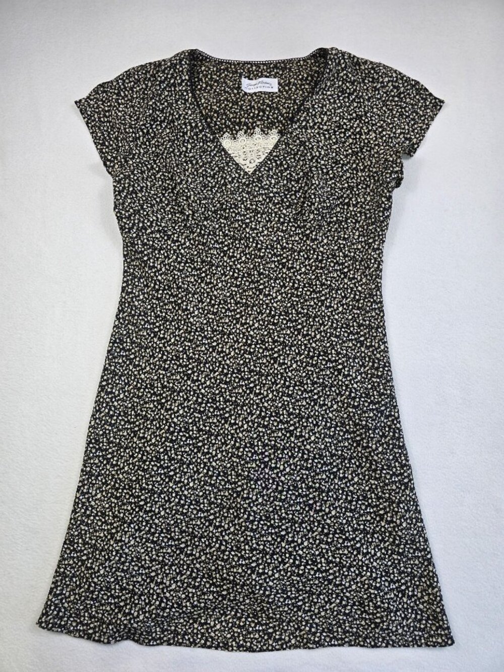 Vintage Giorgio Fiorlini Collection Medium Black & White Floral Print Midi Dress